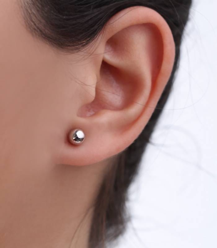 Kleine Kugel Silber Ohrstecker für Damen Ohrstecker KOOMPLIMENTS
