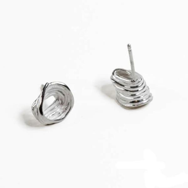 Kleine Ohrstecker mit Nestringe - Nid Ohrstecker KOOMPLIMENTS
