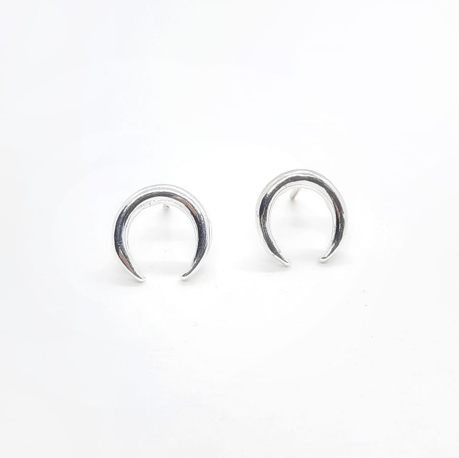 Kleine Ohrstecker Sterlingsilber Halbmond Ohrstecker KOOMPLIMENTS