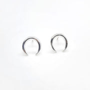 Kleine Ohrstecker Sterlingsilber Halbmond Ohrstecker KOOMPLIMENTS