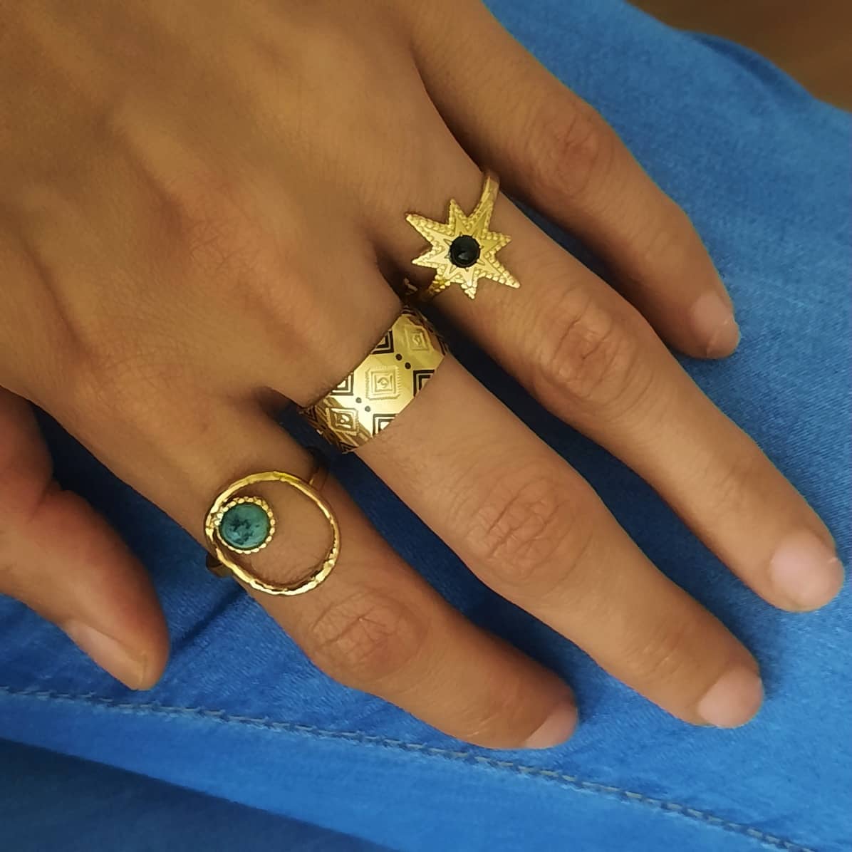Kreis und Stein Ring aus Edelstahl - MAX Ringe KOOMPLIMENTS
