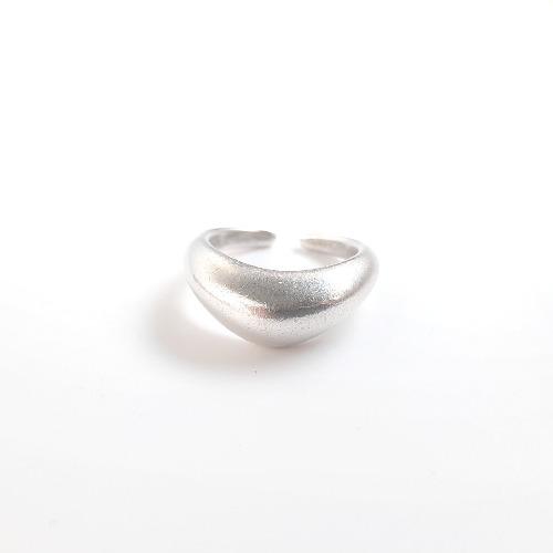 Kurviger Ring aus Silber Ringe KOOMPLIMENTS