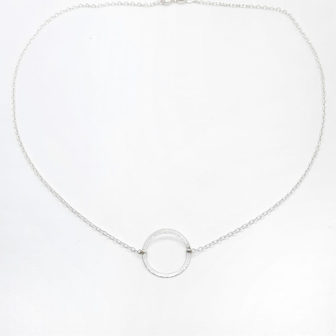 Kurze Halskette aus Silber mit Kreis Halsketten KOOMPLIMENTS