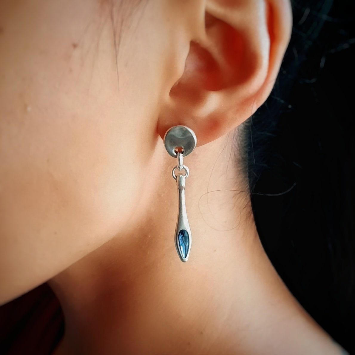 Lange Träne Silber Ohrringe - Blue Tear Ohrringe KOOMPLIMENTS