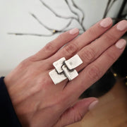 Langer Ring Silber verwickelte Quadrate Ringe KOOMPLIMENTS 
