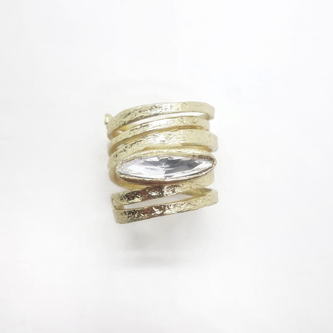 Linien Design Ring mit weiss Swarovski-Stein - ADORE White Ringe KOOMPLIMENTS