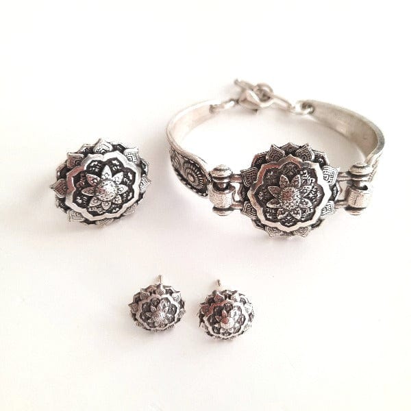 Mandala Style Armband Silber in Blumenform Armband KOOMPLIMENTS