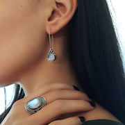 Massiver Ring Silber Regenbogen Mondstein - JAIPUR Ringe KOOMPLIMENTS