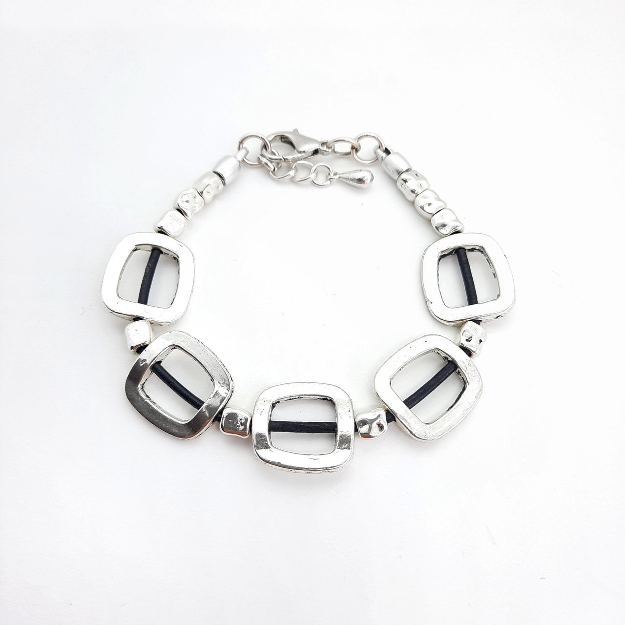 Minimalistisches Armband mit Vierecken - Reflexion Armband KOOMPLIMENTS