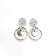 Moderne Silber Ohrringe für Frauen - The Limb Ohrringe KOOMPLIMENTS
