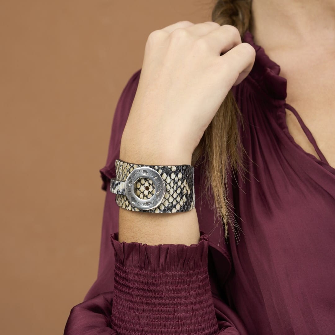 Modernes Damen Armband Schlangen Leder - TEXAS Armband KOOMPLIMENTS