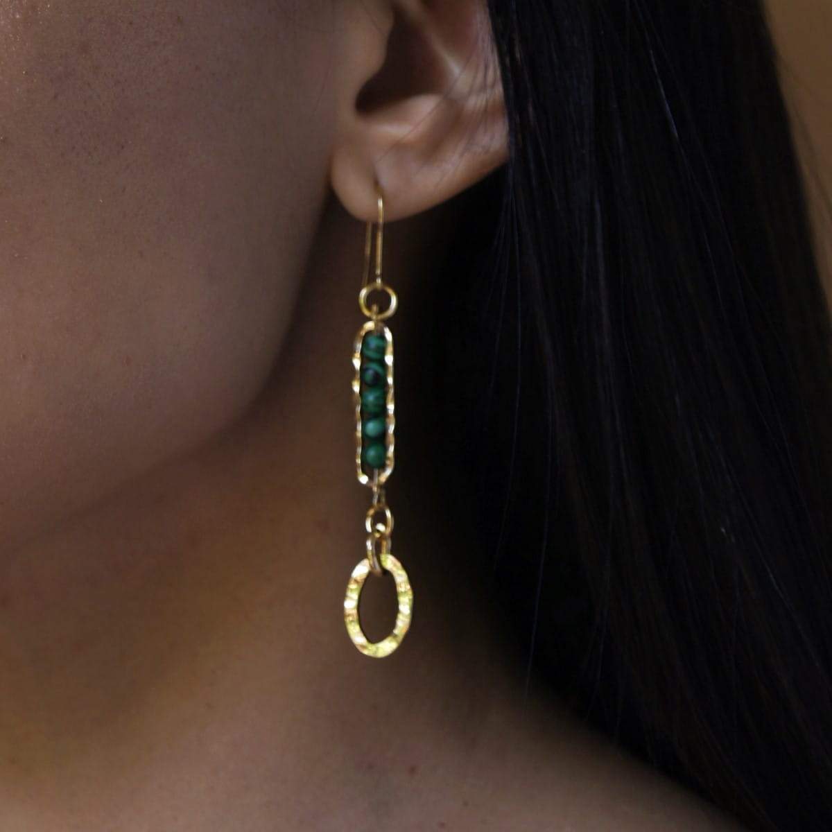 Ohrringe mit natürlichem Malachitstein - Namibia Ohrringe KOOMPLIMENTS