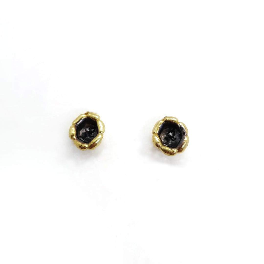 Ohrstecker mit Lilie Blume - Lily of the valley Ohrstecker KOOMPLIMENTS