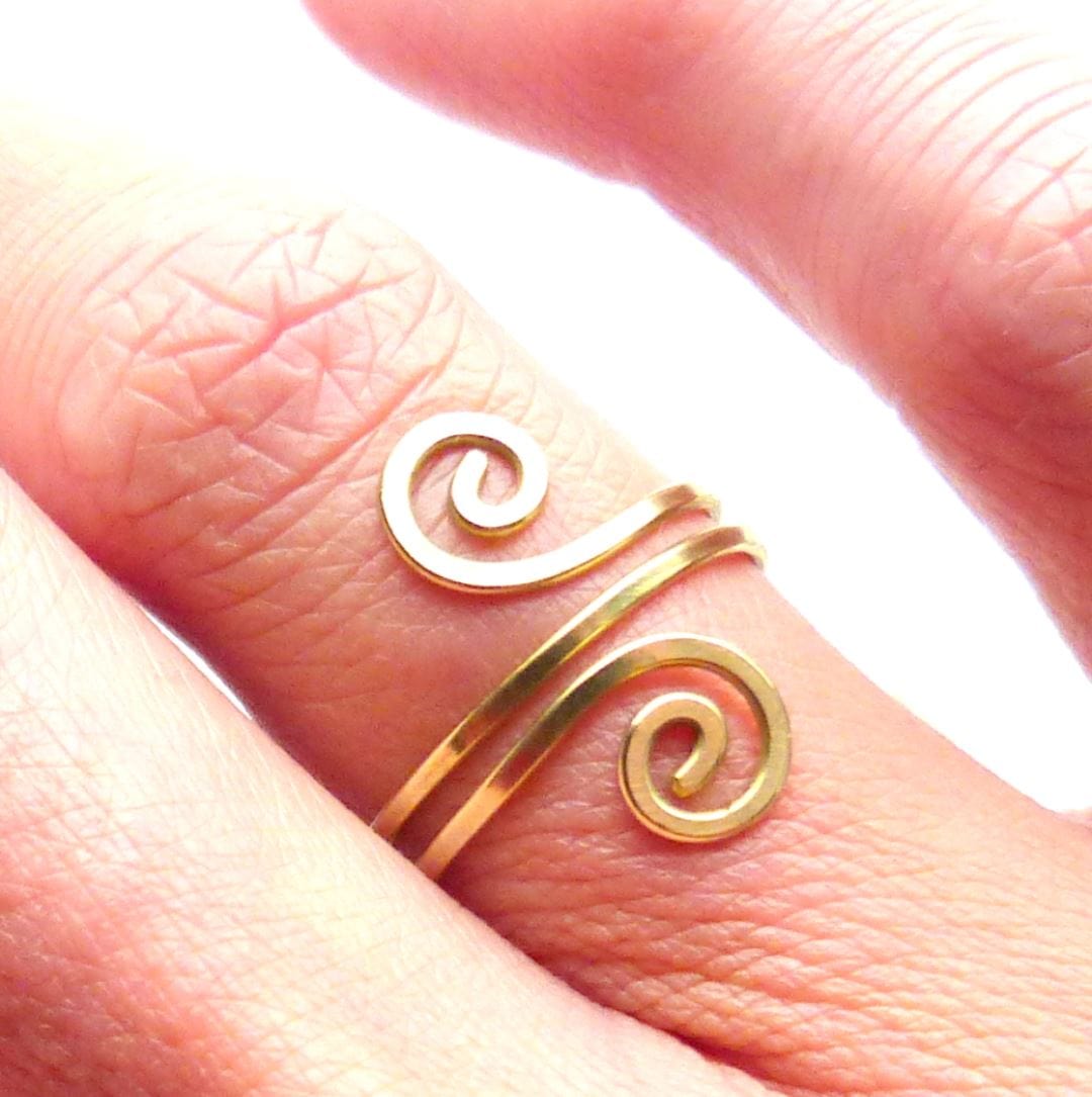 Poséidon-Ring für Frauen aus echtem Messing Ringe KOOMPLIMENTS