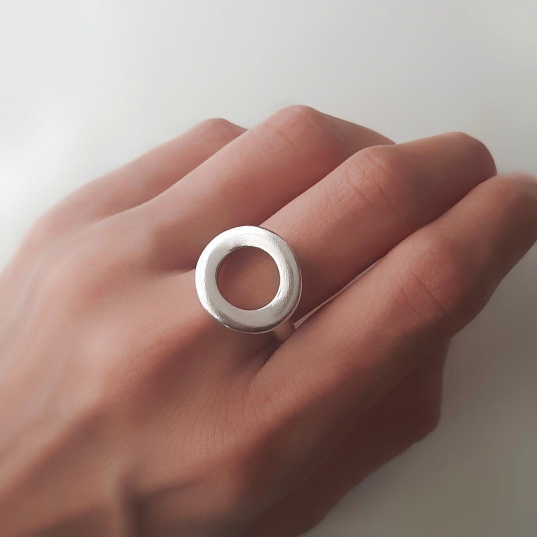 Ring Matt mit grossem Kreis Ringe KOOMPLIMENTS