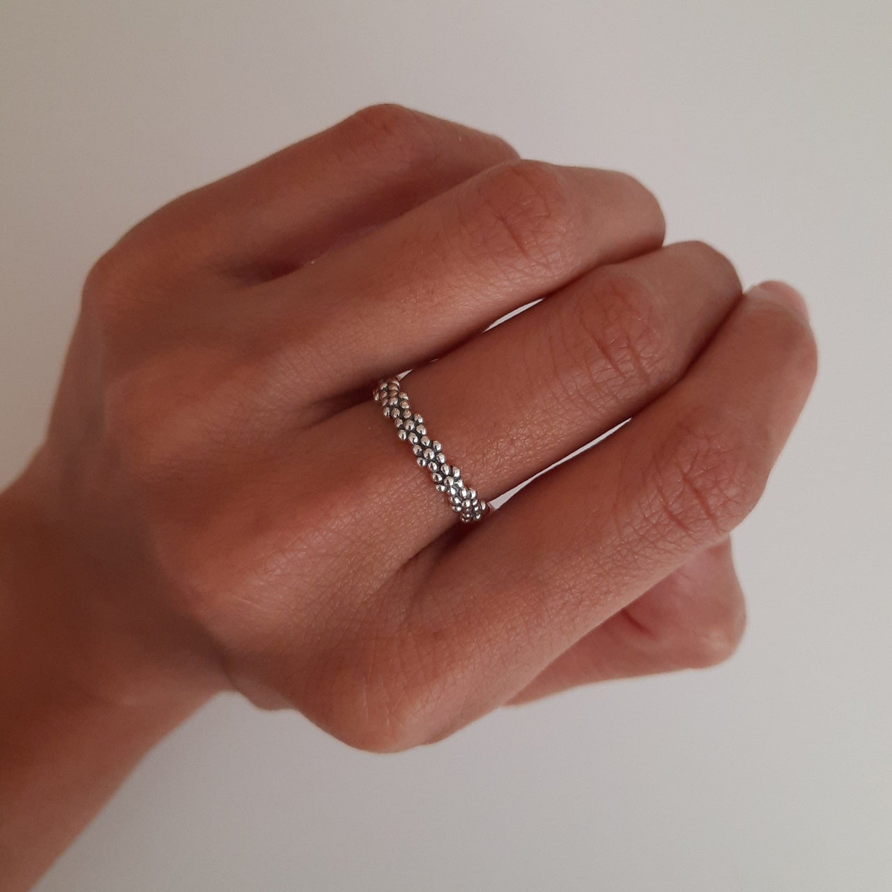 Ring mit Blumen aus Silber Ringe KOOMPLIMENTS