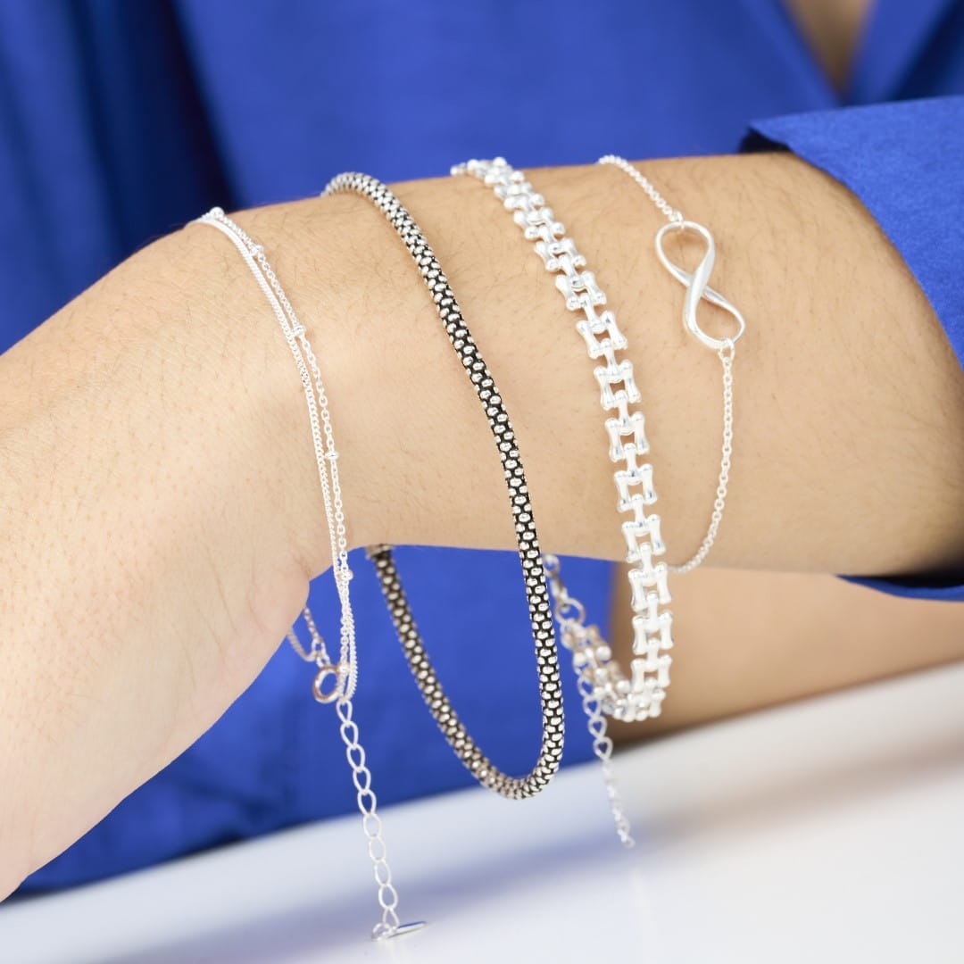 Rundes Schlangen Armband aus Silber Armband KOOMPLIMENTS