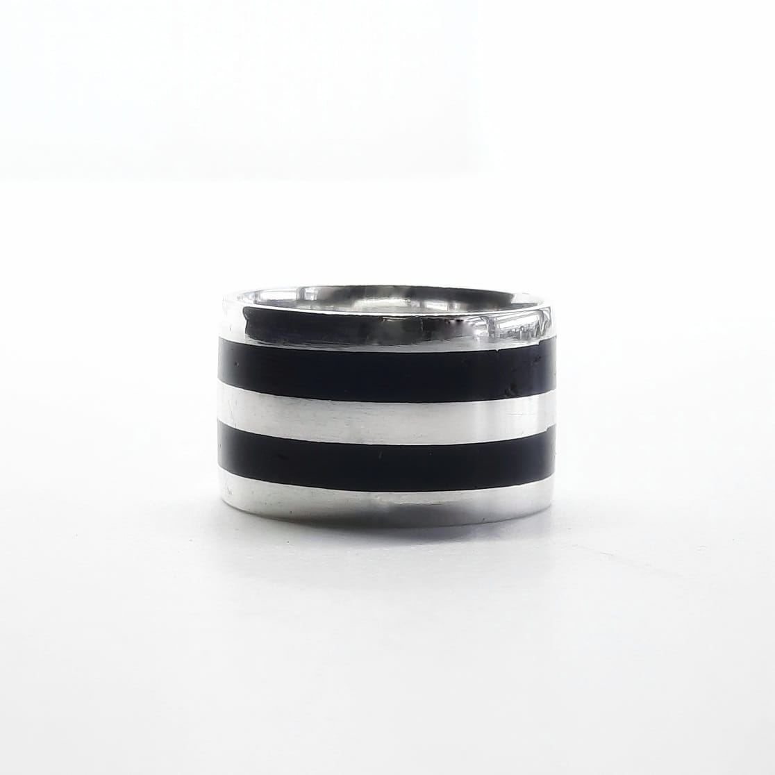 Schlichter Tuareg Ring Schwarze Linien Ringe KOOMPLIMENTS