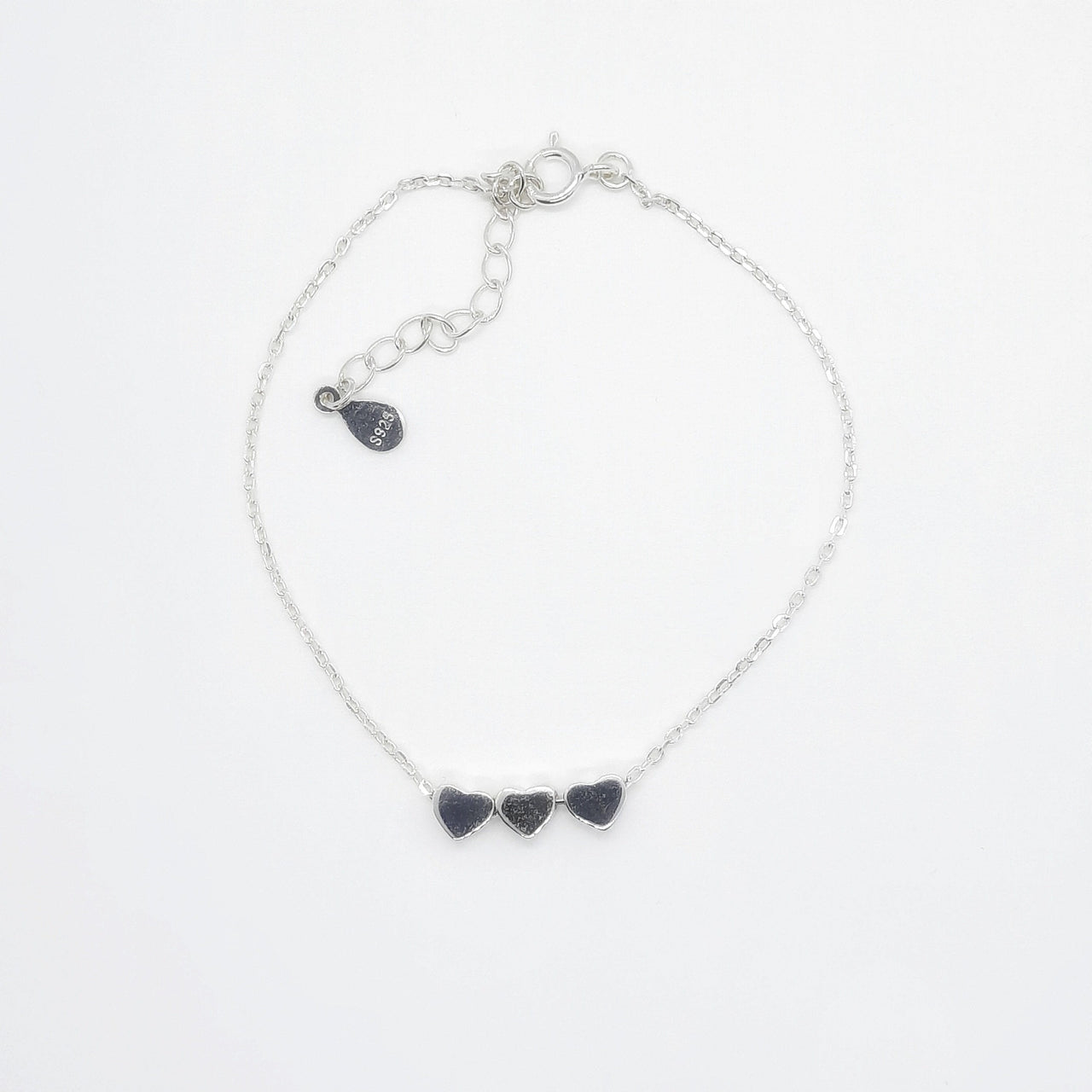 Schlichtes Armband mit Herzen - Liebesarmband Armband KOOMPLIMENTS