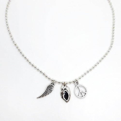 Schwarze Charm Perlenkette - Freedom Halsketten KOOMPLIMENTS