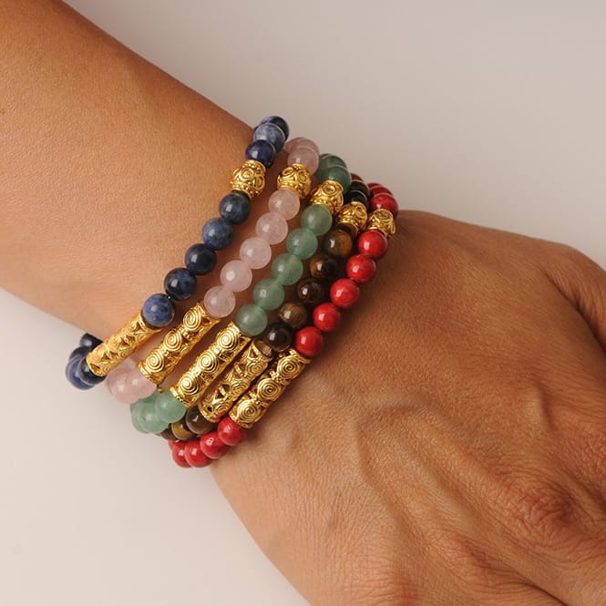 SET 5 Armbänder mit Gold Ethno-Zylinderperlen - Andino Armband KOOMPLIMENTS