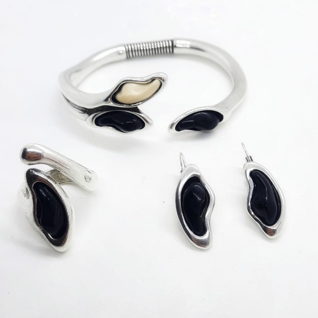 Silber Ohrclip Ohrringe Schwarz - ASTEROID Ohrringe KOOMPLIMENTS