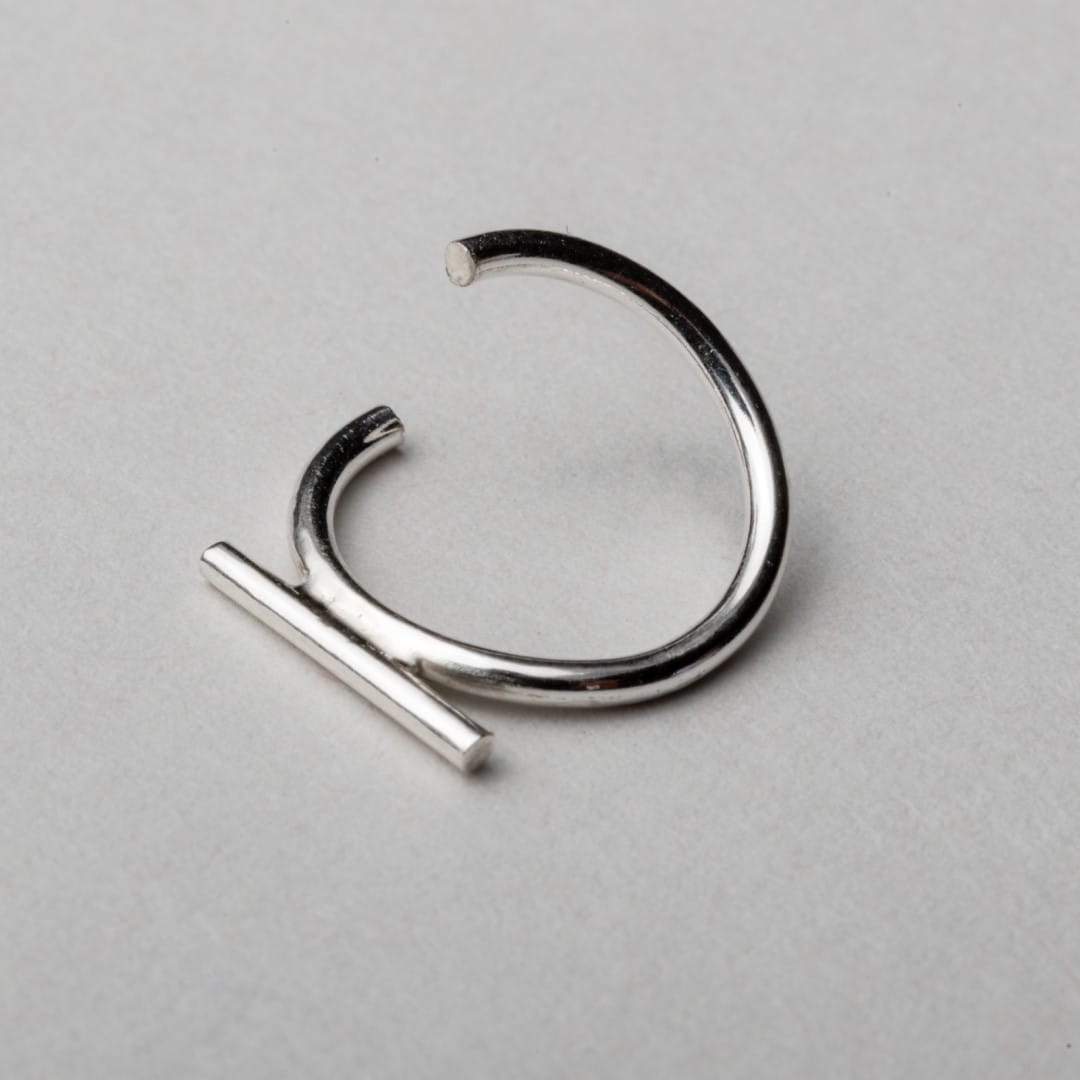 Silber Piercing mit zeitlosem Design - ORING ECLIPTIC Ohrstecker KOOMPLIMENTS