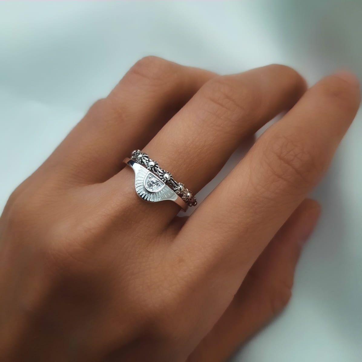 Silber Ring mit Sonnenschliff und mit Zirkonia Ringe KOOMPLIMENTS