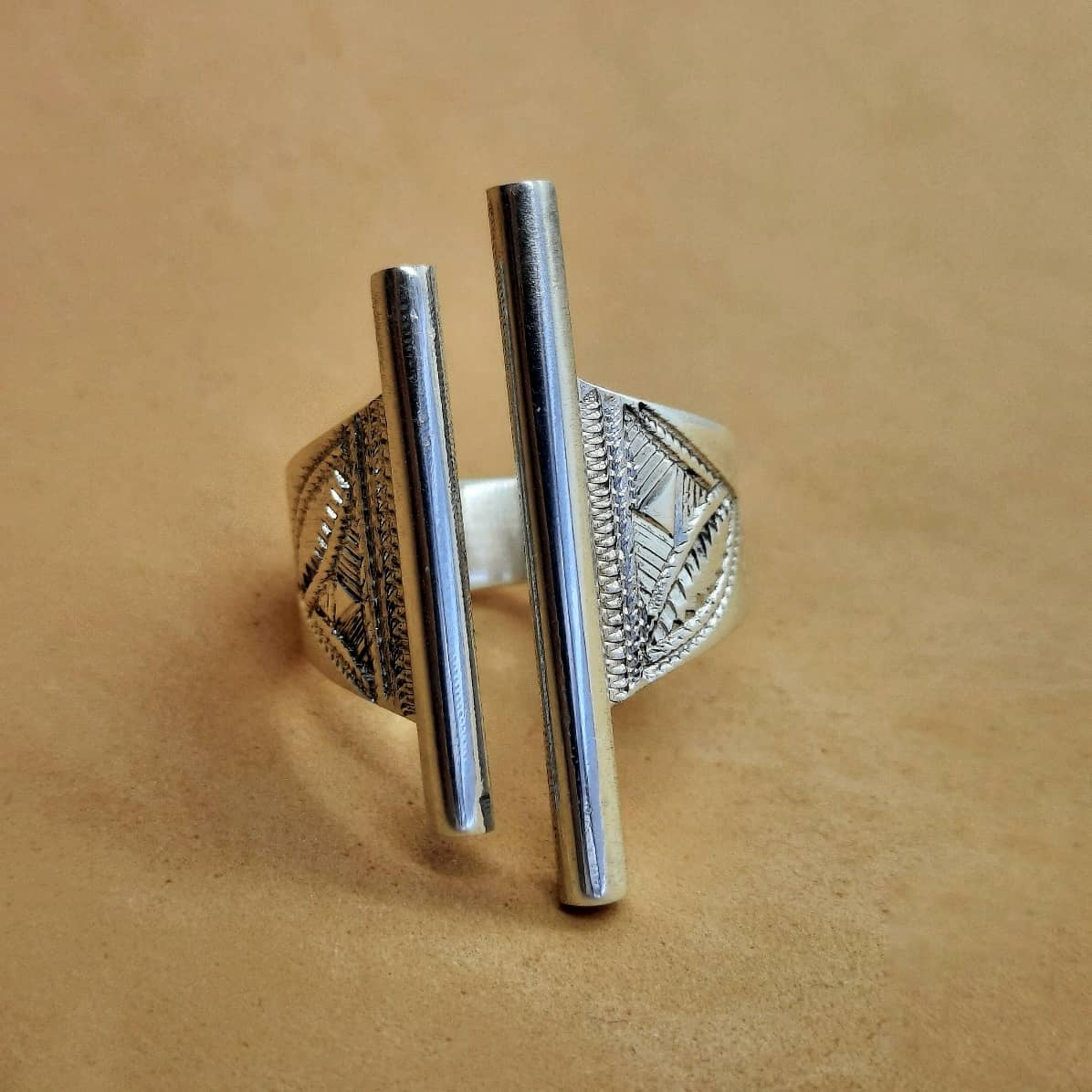 Silberring aus Afrika Doppel Linien Ringe KOOMPLIMENTS