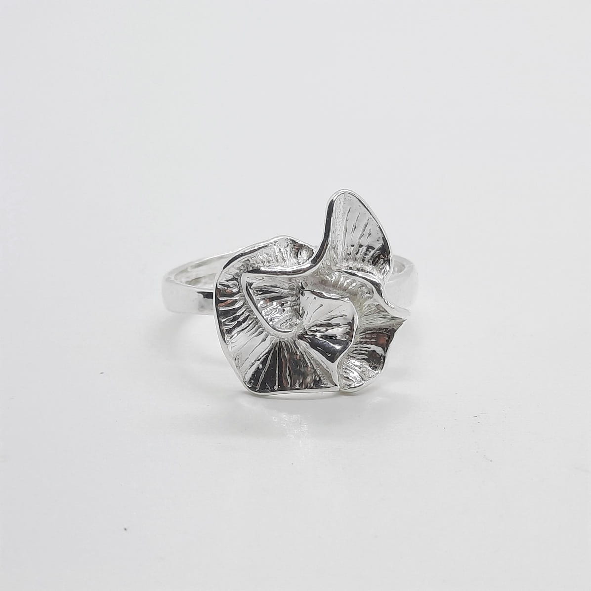 Silberring mit Blume - BEGONIA Ringe KOOMPLIMENTS