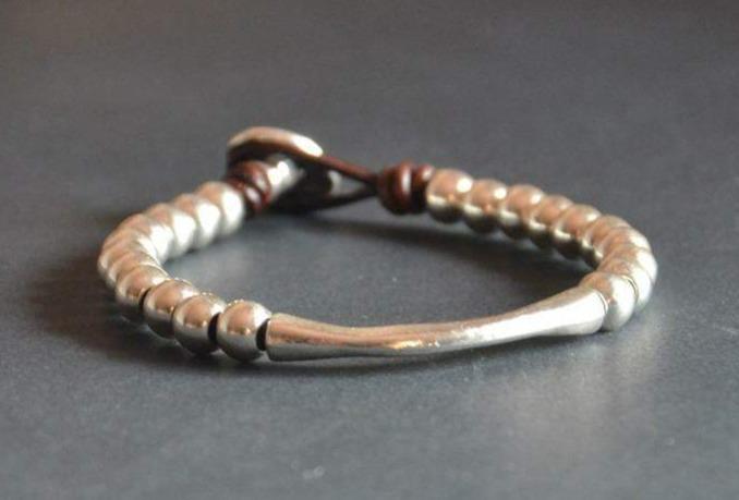 Spanisches Armband mit Silber Perlen - Simply me Armband KOOMPLIMENTS