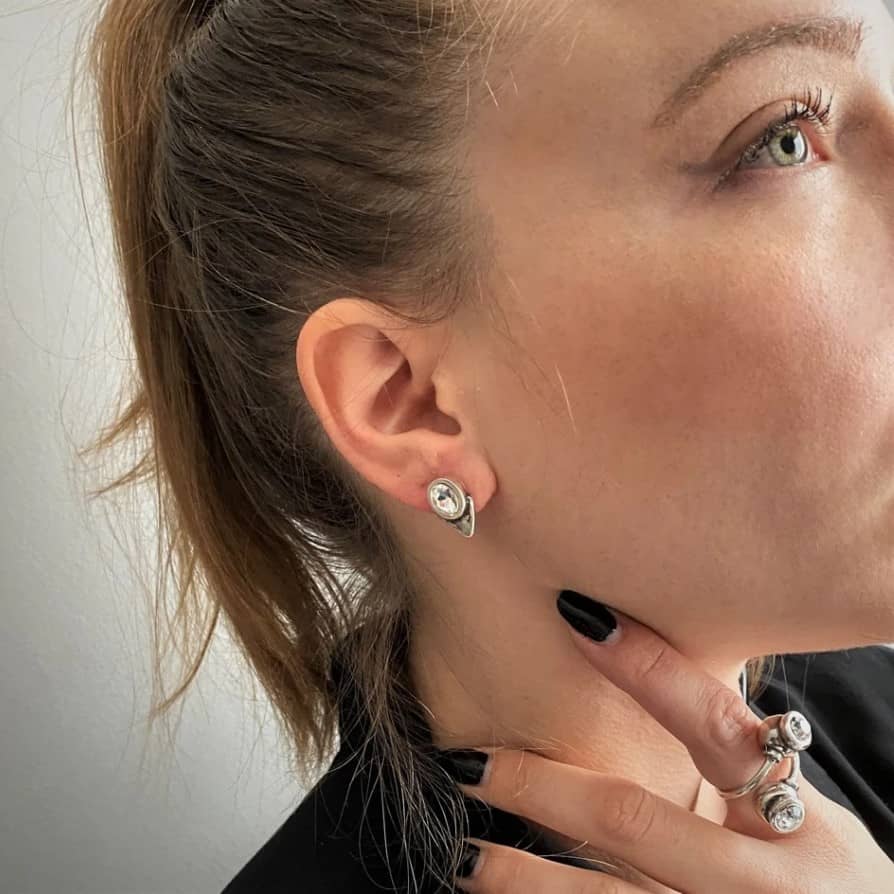 Swarovski Silber Ohrstecker mit Dreieck Ohrstecker KOOMPLIMENTS