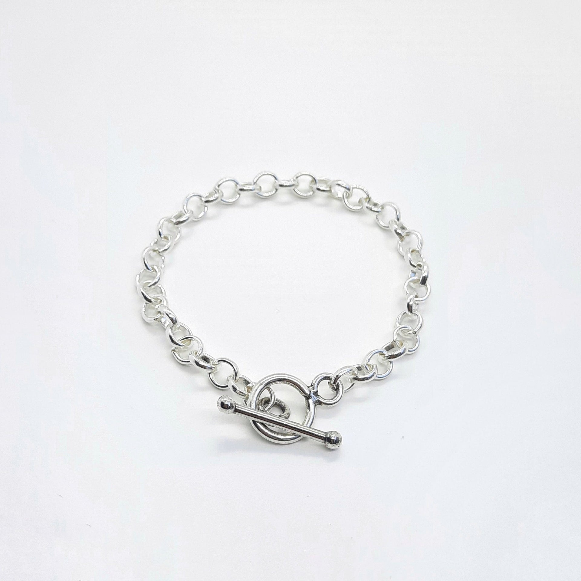 Trendiges Armband mit Kreis und Stift aus Silber Armband KOOMPLIMENTS