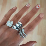 Unregelmäßig geformter breiter Silberring - MACARENA Ringe KOOMPLIMENTS