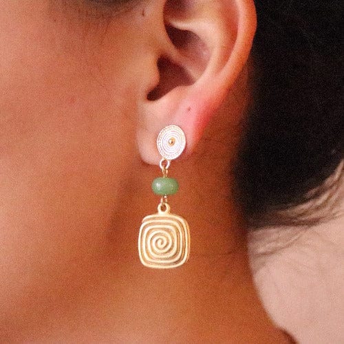 Wunderschöne Spiral Ohrringe Grün - Uraby Ohrringe KOOMPLIMENTS