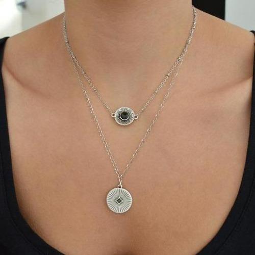 Zwei Halsketten in Einem mit runden Anhänger Boho-Charms Halsketten KOOMPLIMENTS