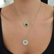 Zwei Halsketten in Einem mit runden Anhänger Boho-Charms Halsketten KOOMPLIMENTS